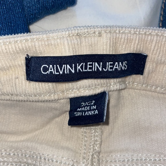 Size 2 Calvin Klein corduroy jeans - Picture 3 of 3